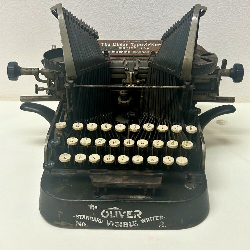Vintage Oliver Typewriter